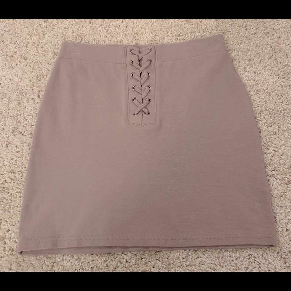 Forever 21 Women’s Cloth Skirt, Small, Beige